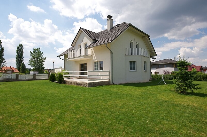 Pod Valem II, Průhonice - Praha-západ | Pronájem, Rodinný dům 6+1, 300 m²