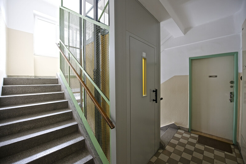 Arménská, Vršovice - Prague 10 | Rent, Apartment One-bedroom (2+kk), 56 m²