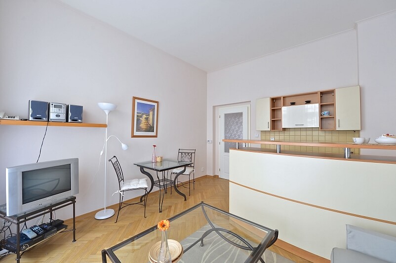 Jana Masaryka, Vinohrady - Praha 2 | Pronájem, Byt 2+kk, 40 m²