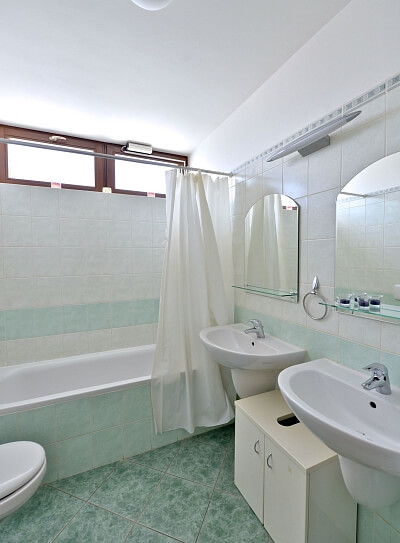 Nobelova, Vokovice - Prague 6 | Rent, Apartment Three-bedroom (4+kk), 117 m²