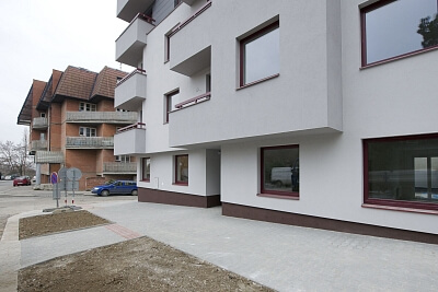 U Třešňovky, Kobylisy - Praha 8 | Prodej, Byt 2+kk, 58 m²