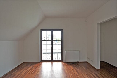 Žitavská, Benice - Praha 10 | Prodej, Rodinný dům 4+kk, 174 m²