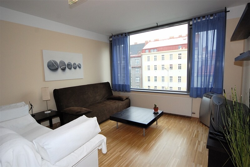 Rohanské nábřeží, Karlín - Prague 8 | Sale, Apartment One-bedroom (2+kk), 75 m²