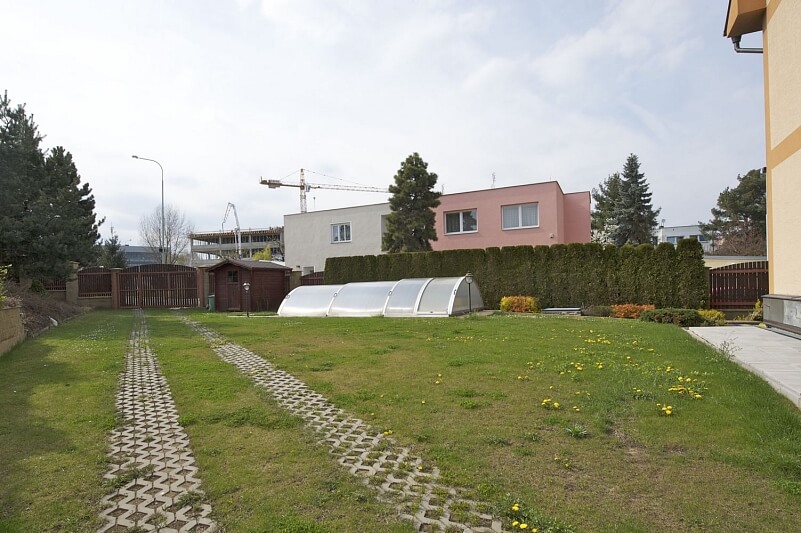 Živcových, Stodůlky - Praha 5 | Pronájem, Rodinný dům 5+kk, 270 m²