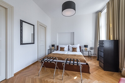 Ve Smečkách, Nové Město - Praha 1 | Pronájem, Byt 2+kk, 62 m²