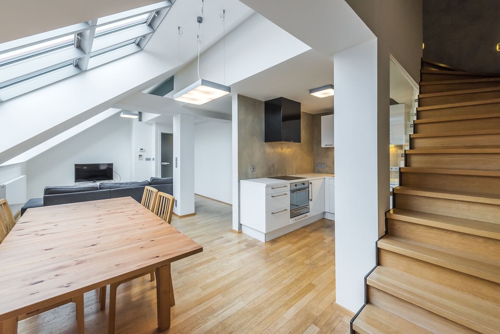 Na Bělidle, Smíchov - Prague 5 | Rent, Apartment Two-bedroom (3+kk), 134 m²