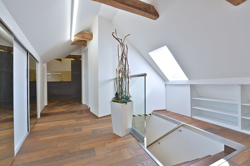 Malostranské náměstí, Malá Strana - Praha 1 | Pronájem, Byt 1+kk, 113 m²