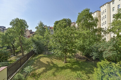 Dobrovského, Holešovice - Prague 7 | Rent, Apartment One-bedroom (2+kk), 91 m²