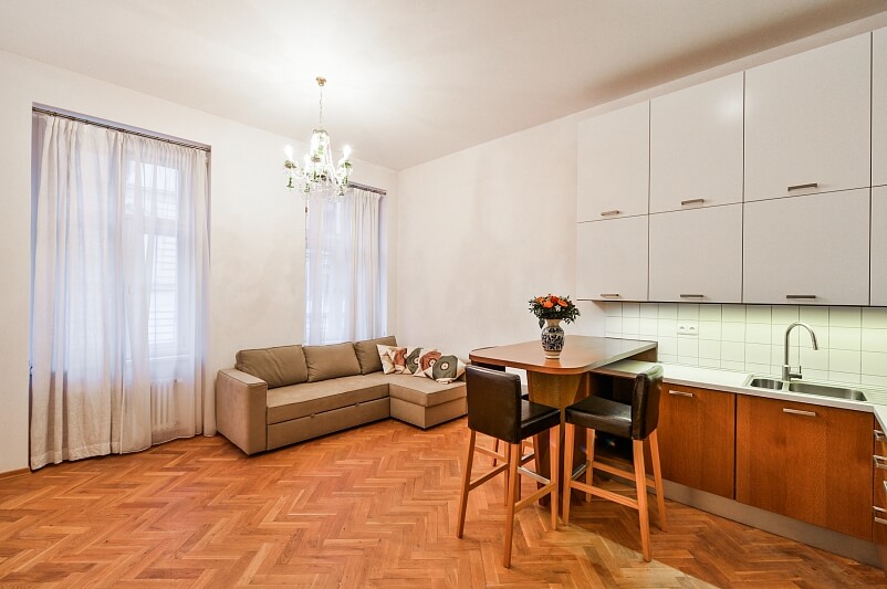 Dobrovského, Holešovice - Prague 7 | Rent, Apartment One-bedroom (2+kk), 91 m²