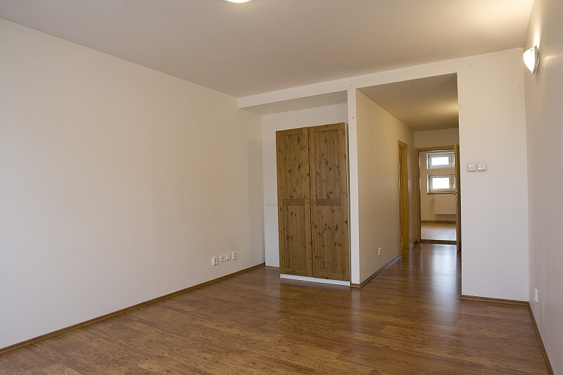 Na Břehu, Vysočany - Prague 9 | Sale, Apartment One-bedroom (2+1), 79 m²