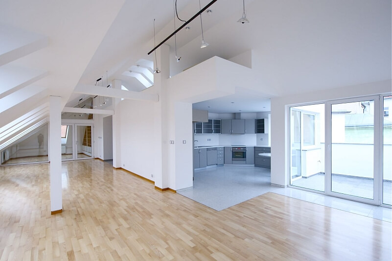 Neklanova, Vyšehrad - Prague 2 | Sale, Apartment Four-bedroom (5+kk), 230 m²