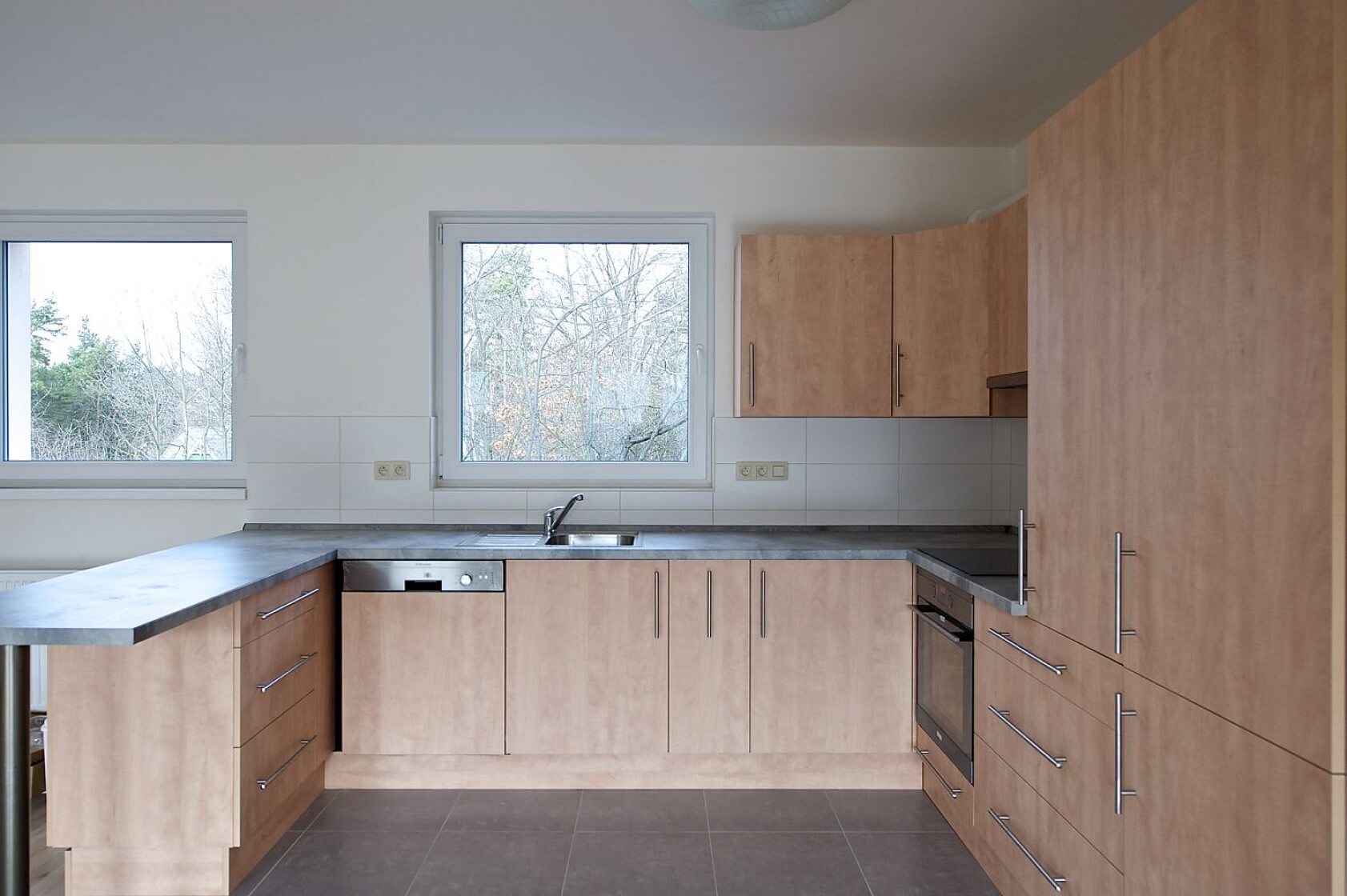 Červená skála, Husinec - Praha-východ | Rent, House Four-bedroom (5+kk), 154 m²