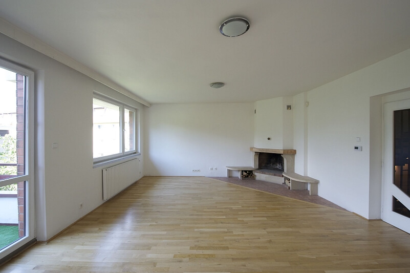 Nad Mlynářkou, Smíchov - Prague 5 | Rent, House Four-bedroom (5+1), 300 m²