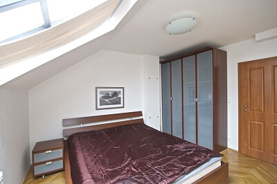 Francouzská, Vinohrady - Prague 2 | Rent, Apartment One-bedroom (2+kk), 70 m²