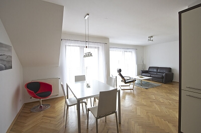 Francouzská, Vinohrady - Prague 2 | Rent, Apartment One-bedroom (2+kk), 70 m²