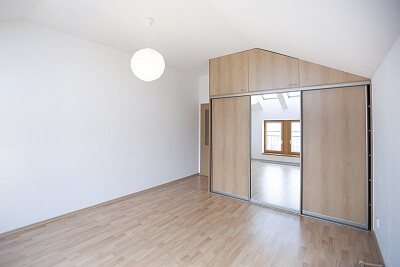 Padovská, Horní Měcholupy - Praha 10 | Prodej, Byt 2+kk, 62 m²