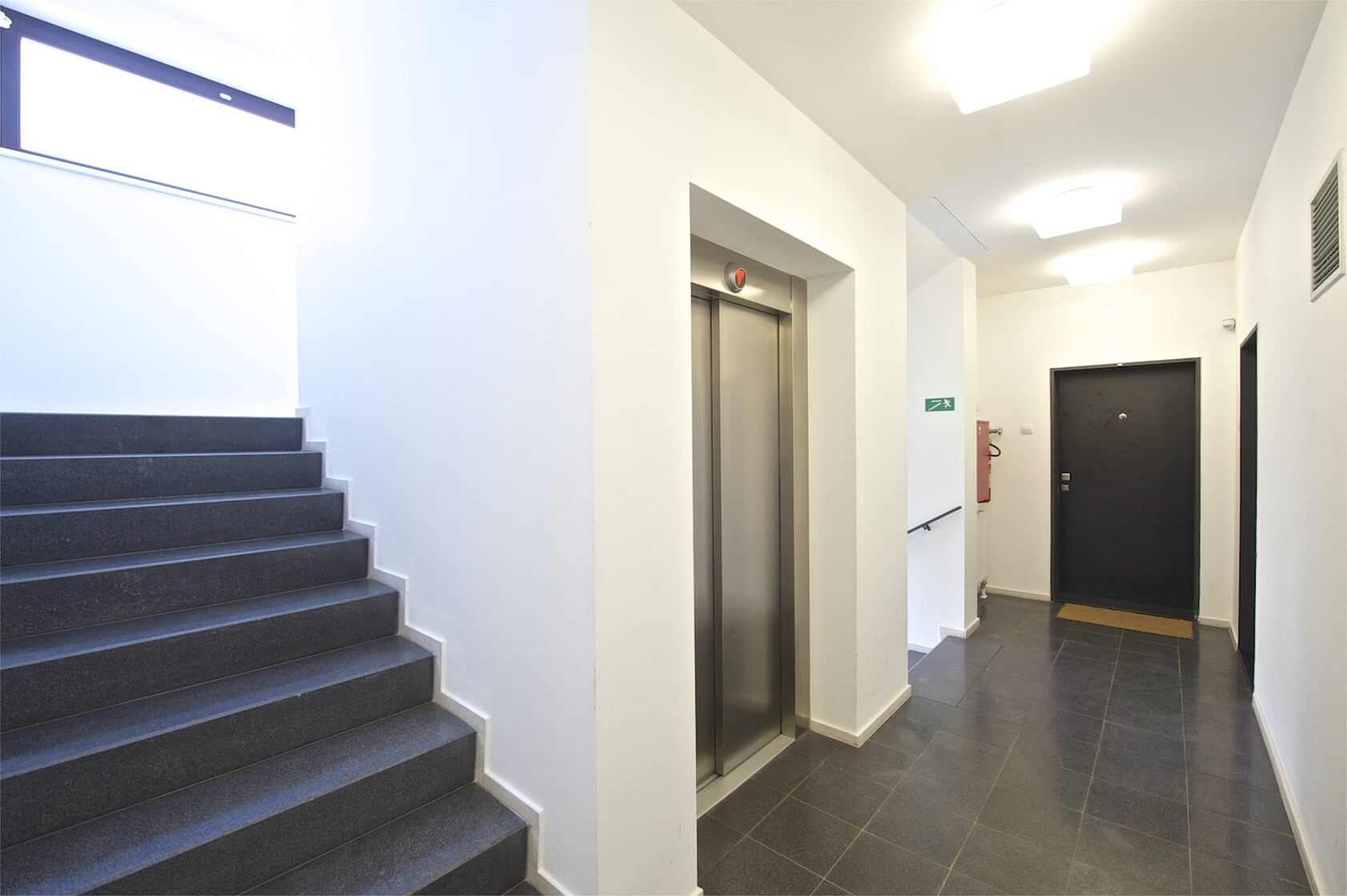 U Uranie, Holešovice - Prague 7 | Rent, Apartment One-bedroom (2+kk), 69 m²