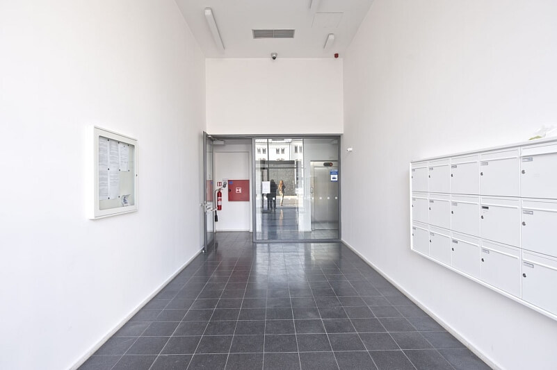 U Uranie, Holešovice - Praha 7 | Pronájem, Byt 2+kk, 69 m²