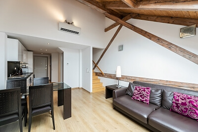 Resslova, Nové Město - Praha 2 | Pronájem, Byt 2+kk, 49 m²