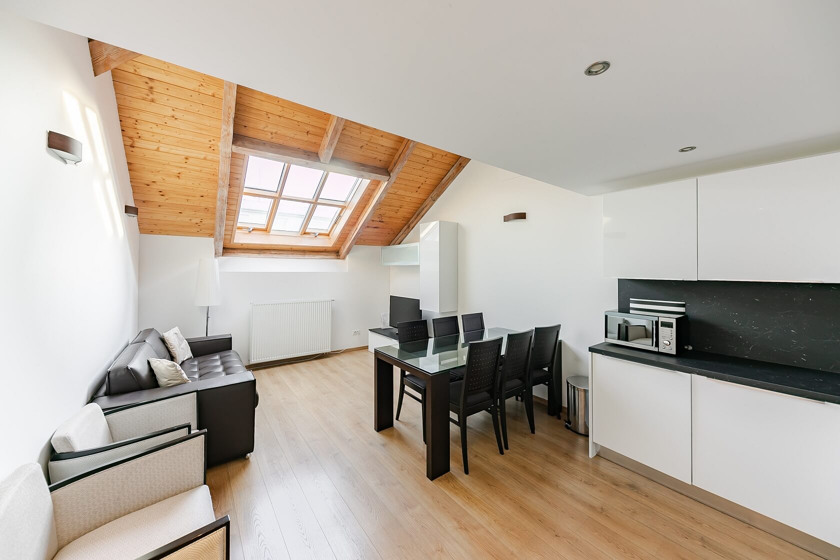 Resslova, Nové Město - Praha 2 | Pronájem, Byt 3+kk, 81 m²