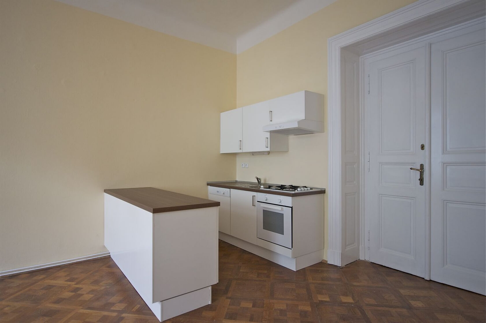 Legerova, Vinohrady - Prague 2 | Rent, Apartment Three-bedroom (4+kk), 105 m²