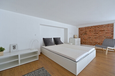 Zenklova, Libeň - Prague 8 | Rent, Apartment Studio (1+kk), 58 m²