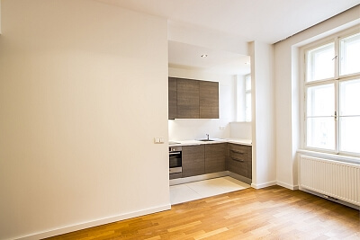 Šmeralova, Bubeneč - Prague 7 | Rent, Apartment Two-bedroom (3+1), 78 m²