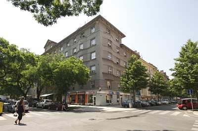 Puškinovo náměstí, Bubeneč - Prague 6 | Sale, Apartment Two-bedroom (3+1), 107 m²