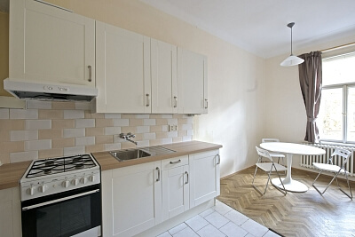 Jagellonská, Vinohrady - Praha 3 | Prodej, Byt 3+1, 84 m²