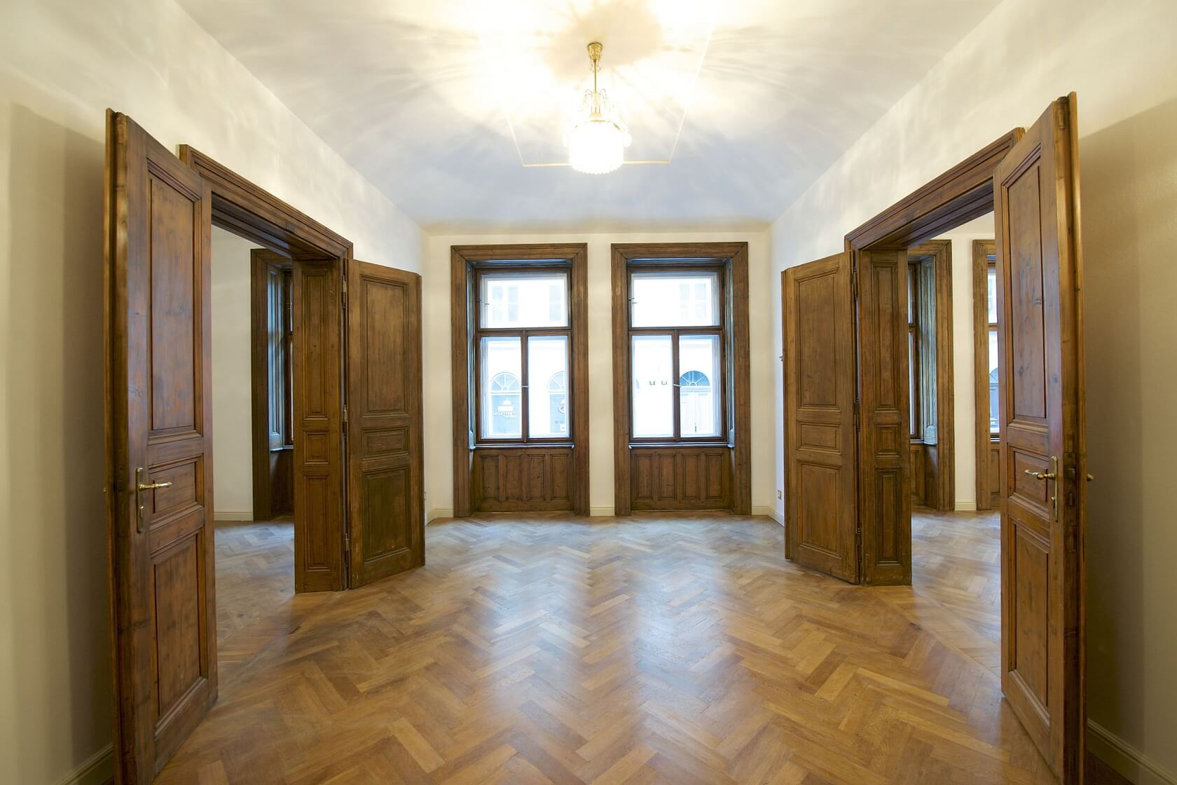 Ve Smečkách, Nové Město - Prague 1 | Rent, Apartment Two-bedroom (3+1), 94 m²