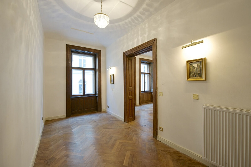 Ve Smečkách, Nové Město - Prague 1 | Rent, Apartment Two-bedroom (3+1), 94 m²