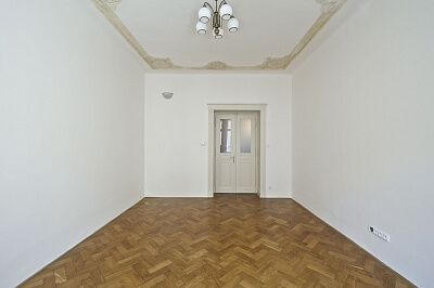 Dukelských hrdinů, Holešovice - Prague 7 | Sale, Apartment One-bedroom (2+kk), 72 m²