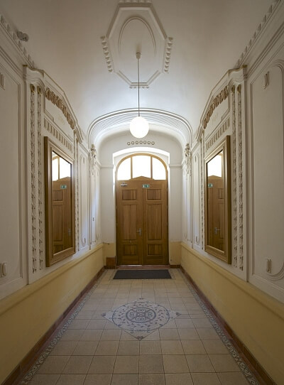 Dukelských hrdinů, Holešovice - Prague 7 | Sale, Apartment One-bedroom (2+kk), 72 m²