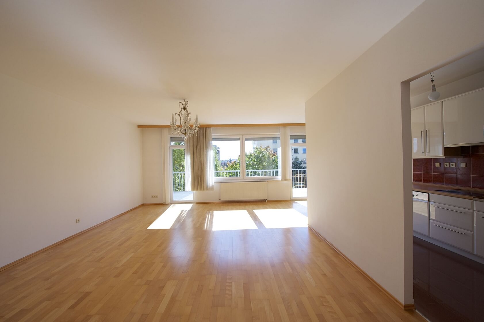 Libínská, Smíchov - Prague 5 | Sale, Apartment Three-bedroom (4+kk), 141 m²