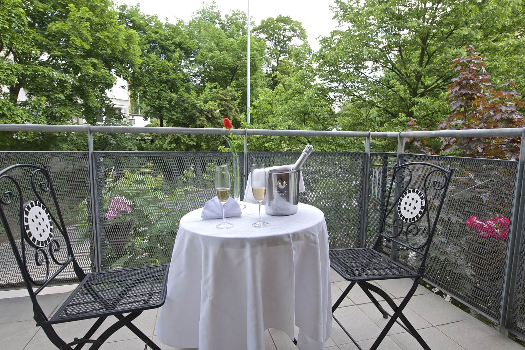 Na Hřebenkách, Smíchov - Prague 5 | Sale, Apartment One-bedroom (2+kk), 82 m²