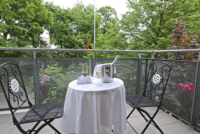 Na Hřebenkách, Smíchov - Prague 5 | Sale, Apartment One-bedroom (2+kk), 82 m²