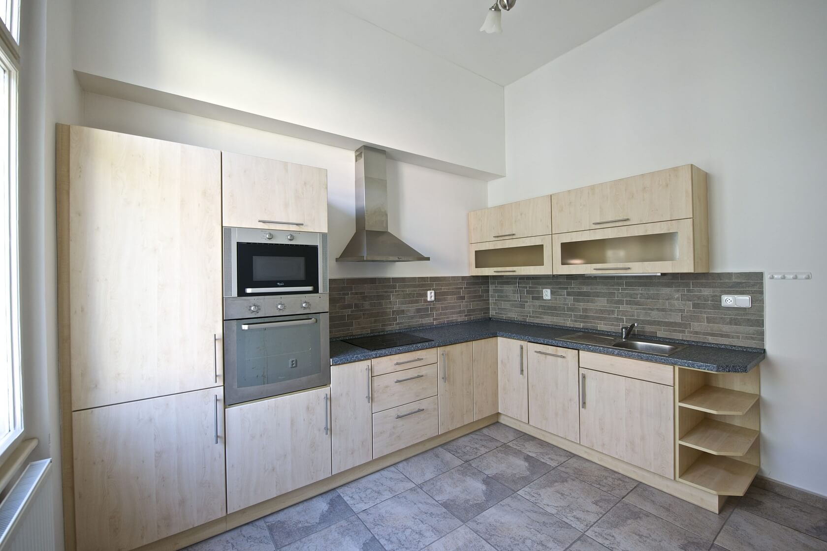 Uruguayská, Vinohrady - Prague 2 | Rent, Apartment One-bedroom (2+1), 83 m²