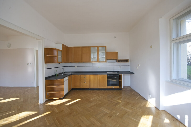 U Pernikářky, Smíchov - Praha 5 | Prodej, Byt 3+1, 140 m²