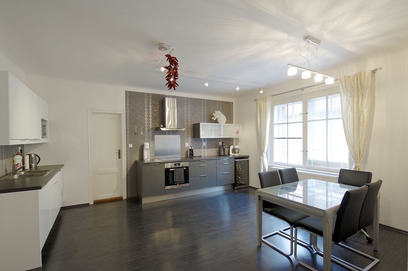 Tychonova, Hradčany - Praha 6 | Pronájem, Byt 3+1, 98 m²