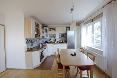 Kladenská, Vokovice - Praha 6 | Prodej, Byt 3+1, 78 m²