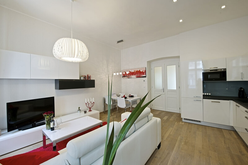 Arbesovo náměstí, Smíchov - Praha 5 | Prodej, Byt 2+kk, 61 m²