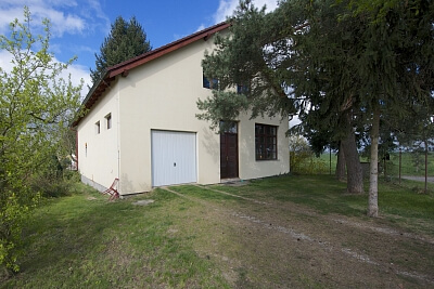 Trávnická, Klánovice - Prague 9 | Sale, House Six-bedroom (7+1), 300 m²