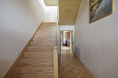 Trávnická, Klánovice - Prague 9 | Sale, House Six-bedroom (7+1), 300 m²