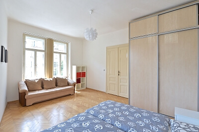 Slovinská, Vršovice - Prague 10 | Rent, Apartment One-bedroom (2+kk), 59 m²