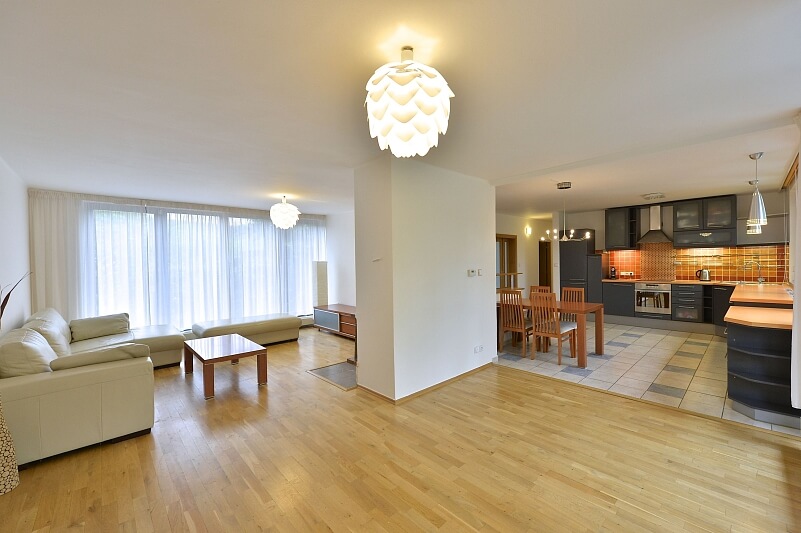 Lomená, Lety - Praha-západ | Sale, House Five-bedroom (6+1), 276 m²