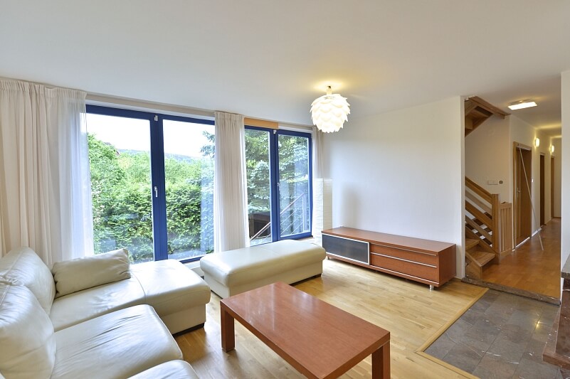 Lomená, Lety - Praha-západ | Prodej, Rodinný dům 6+1, 276 m²