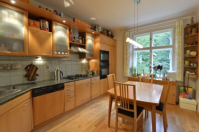 U Pernikářky, Smíchov - Prague 5 | Sale, Apartment Three-bedroom (4+1), 102 m²