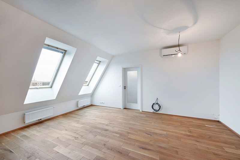 Žižkovo náměstí, Žižkov - Prague 3 | Sale, Apartment Two-bedroom (3+kk), 89 m²