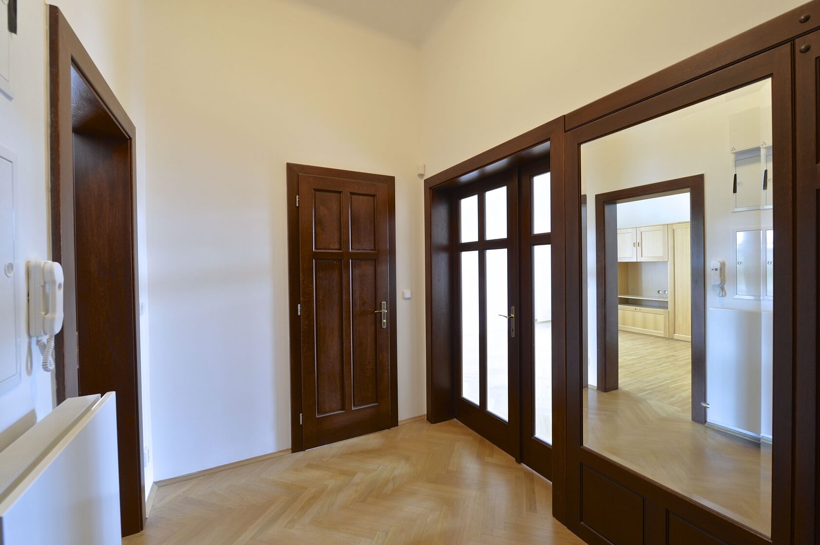 Štefánikova, Smíchov - Prague 5 | Rent, Apartment One-bedroom (2+kk), 74 m²