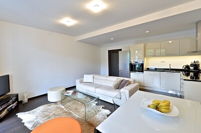 V Mezihoří, Libeň - Prague 8 | Rent, Apartment One-bedroom (2+kk), 76 m²